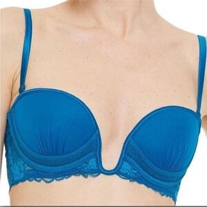 La Perla Leavers Lace & Stretch-Tulle Plunge Bra / panties  set